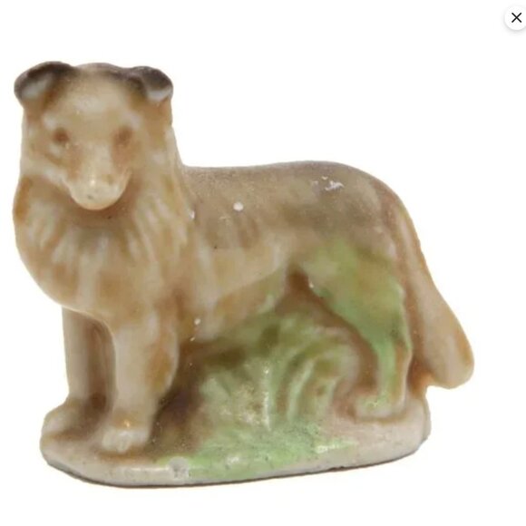 Vintage Wade Whimsies Figurines Nursery Rhymes England Humpy Goose Dog Lady x 5 - Picture 3 of 8